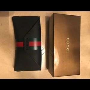 Gucci Sunglass case original-excellent condition